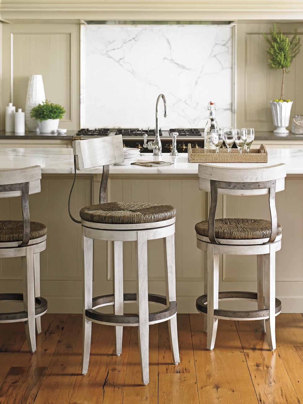 Lexington Oyster Bay 810743256 Merrick Swivel Bar Stool with Rush